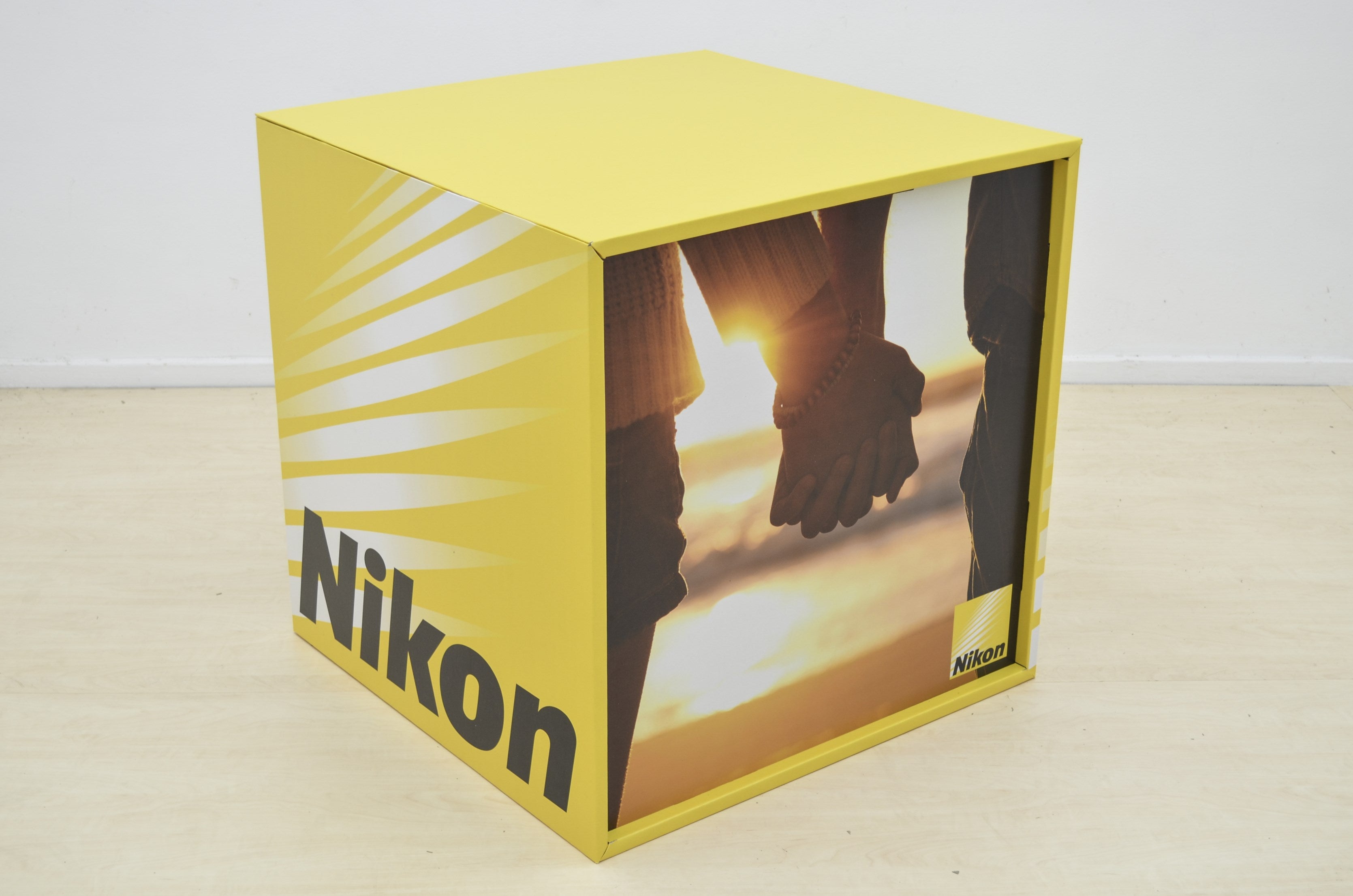 Display Cube