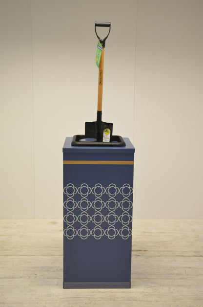 Fleur Du Cap Plinth