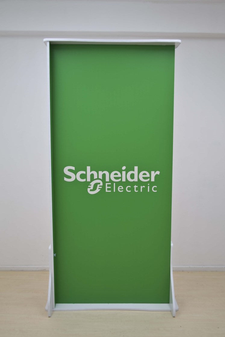 Woodia Standee